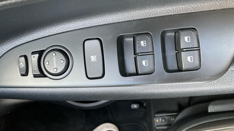 Kia Stonic 1.0T GDi 99 2 5dr DCT Petrol Estate